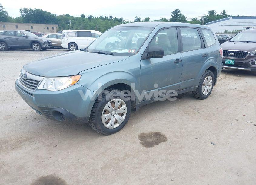 Photo 2 of 2010 Subaru Forester 2.5X (VIN JF2SH6AC4AH703134)