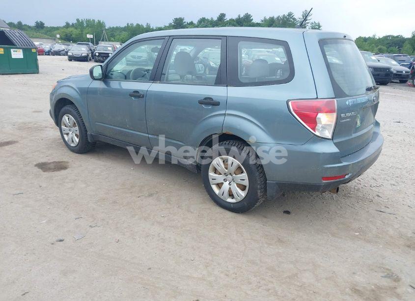 Photo 3 of 2010 Subaru Forester 2.5X (VIN JF2SH6AC4AH703134)