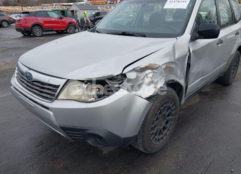Photo 6 of 2010 Subaru Forester 2.5X (VIN JF2SH6AC5AH715289)