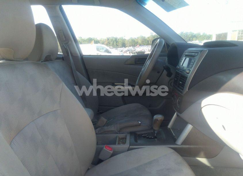 Photo 5 of 2010 Subaru Forester 2.5X (VIN JF2SH6AC5AH787349)