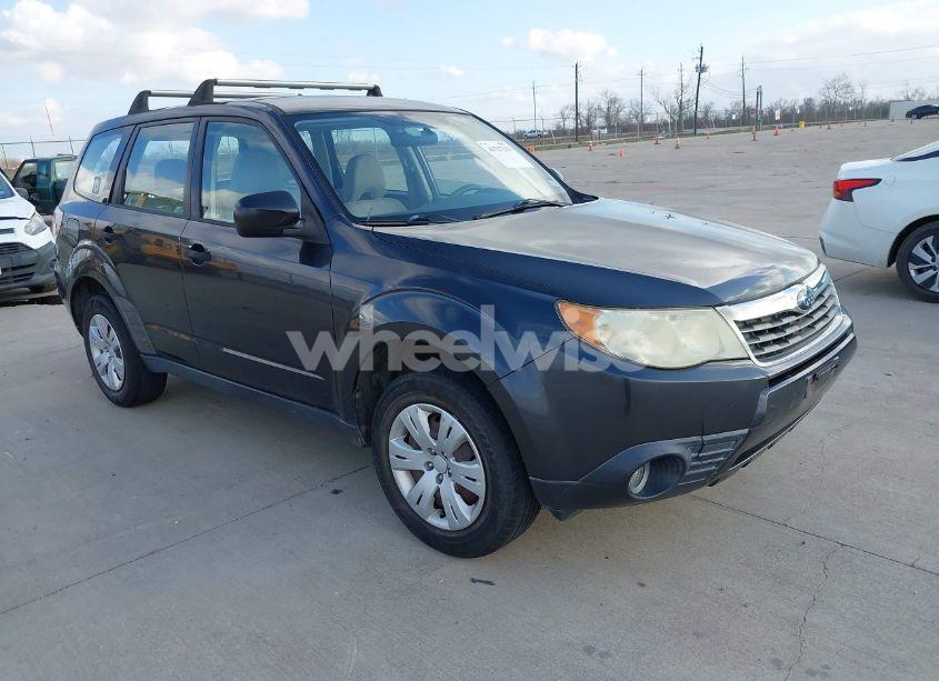 2010 Subaru Forester 2.5X (VIN JF2SH6AC6AH731307) main photo