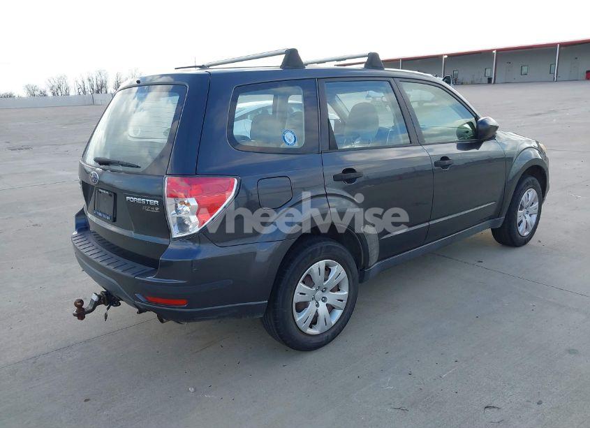 Photo 4 of 2010 Subaru Forester 2.5X (VIN JF2SH6AC6AH731307)