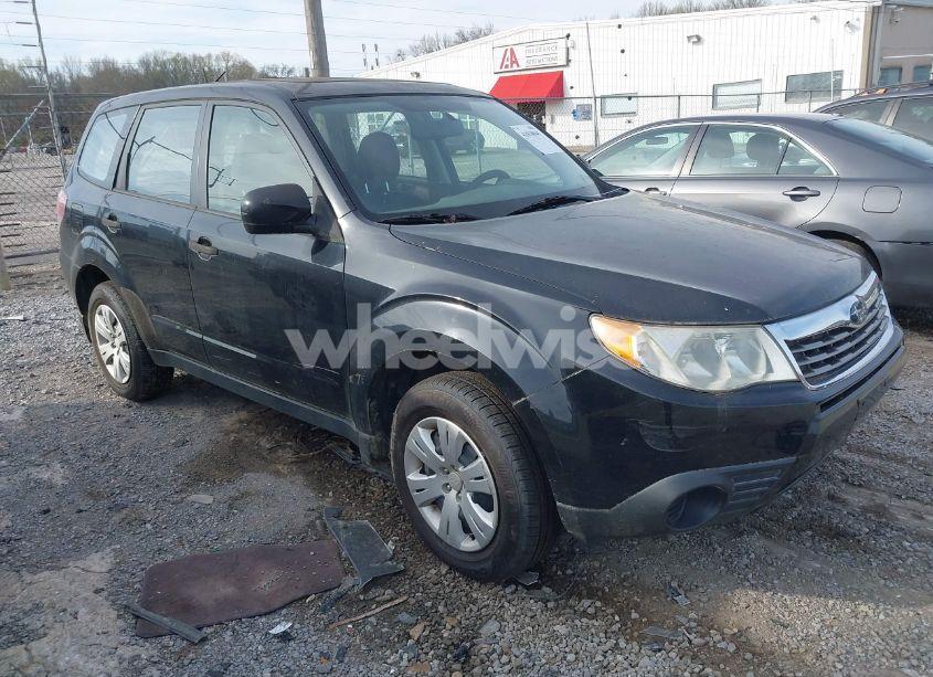 2010 Subaru Forester 2.5X (VIN JF2SH6AC6AH743733) main photo