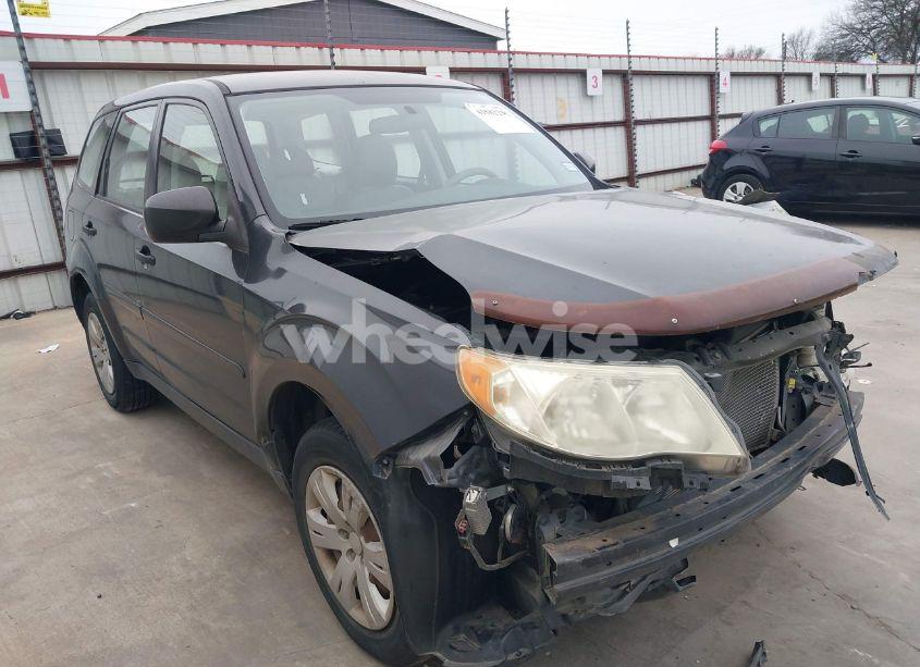 2010 Subaru Forester 2.5X (VIN JF2SH6AC6AH751315) main photo