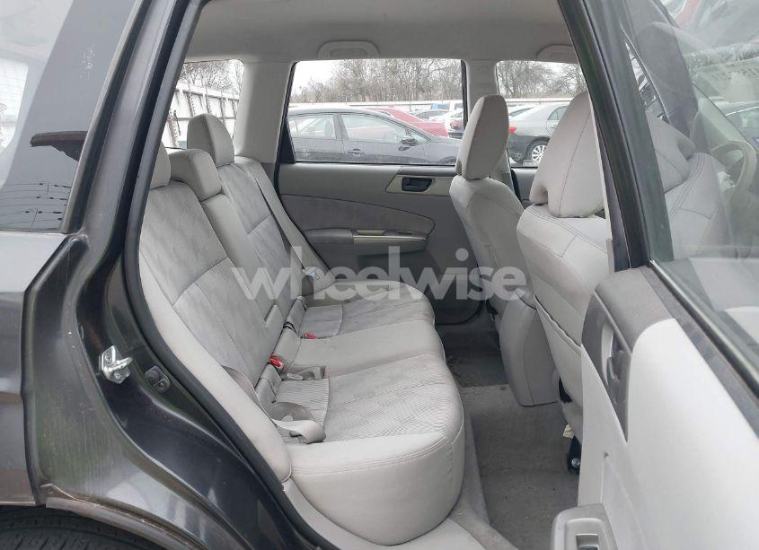 Photo 8 of 2010 Subaru Forester 2.5X (VIN JF2SH6AC6AH751315)
