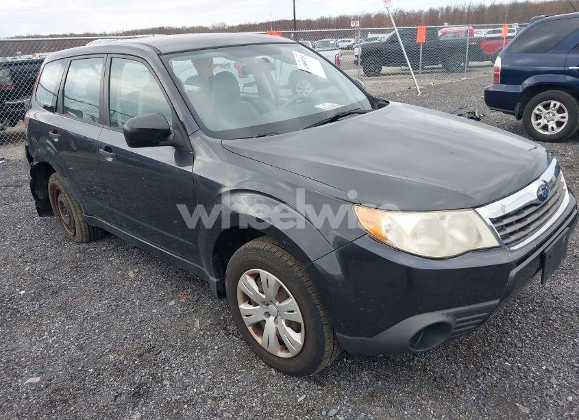 2010 Subaru Forester 2.5X (VIN JF2SH6AC6AH758085) main photo
