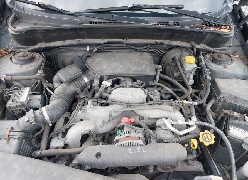 Photo 10 of 2010 Subaru Forester 2.5X (VIN JF2SH6AC6AH758085)