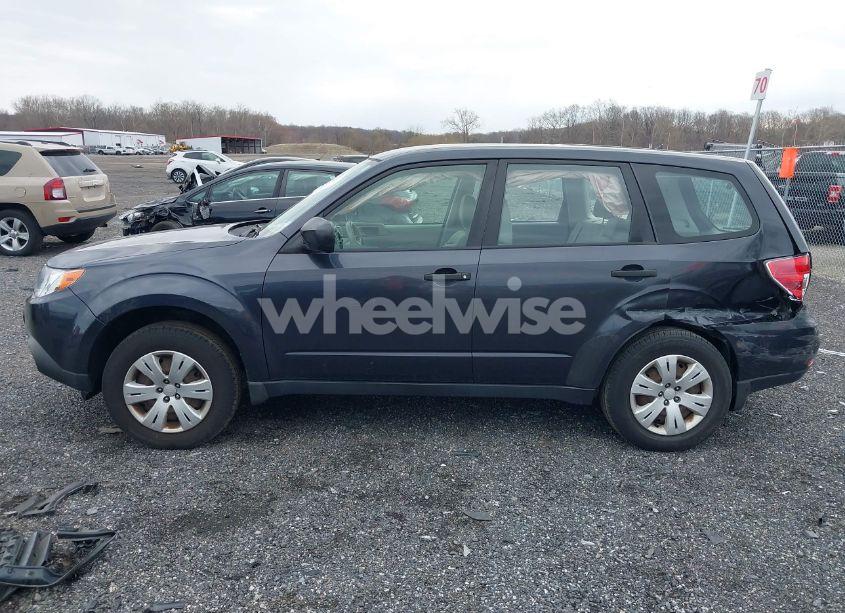 Photo 14 of 2010 Subaru Forester 2.5X (VIN JF2SH6AC6AH758085)