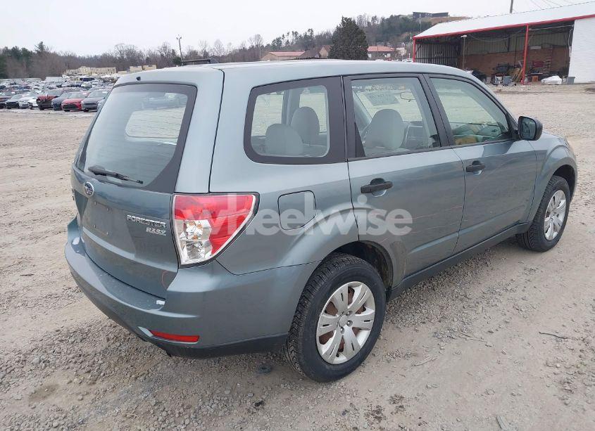 Photo 4 of 2010 Subaru Forester 2.5X (VIN JF2SH6AC6AH794651)