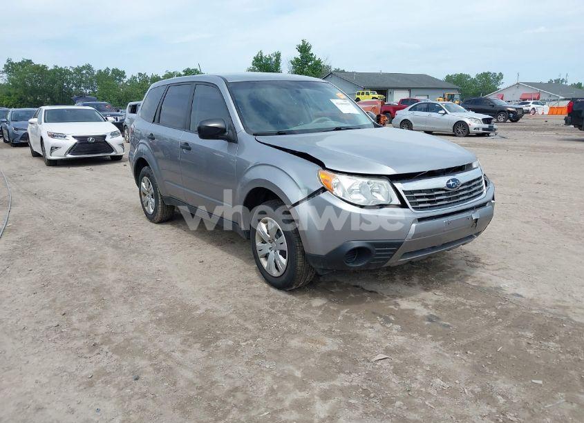 2010 Subaru Forester 2.5X (VIN JF2SH6AC7AH760685) main photo