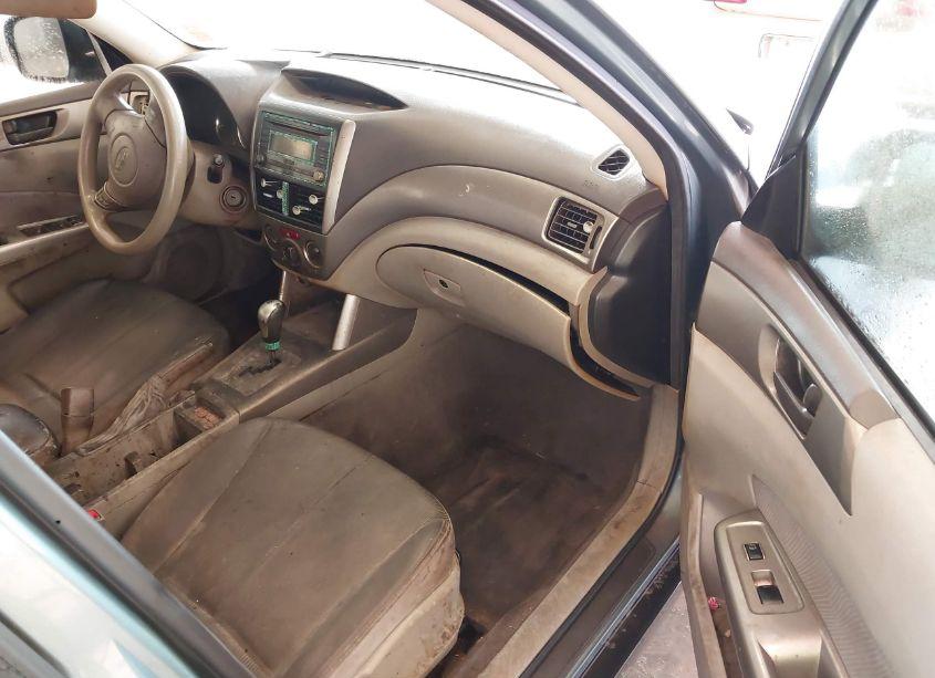 Photo 5 of 2010 Subaru Forester 2.5X (VIN JF2SH6AC8AH716615)