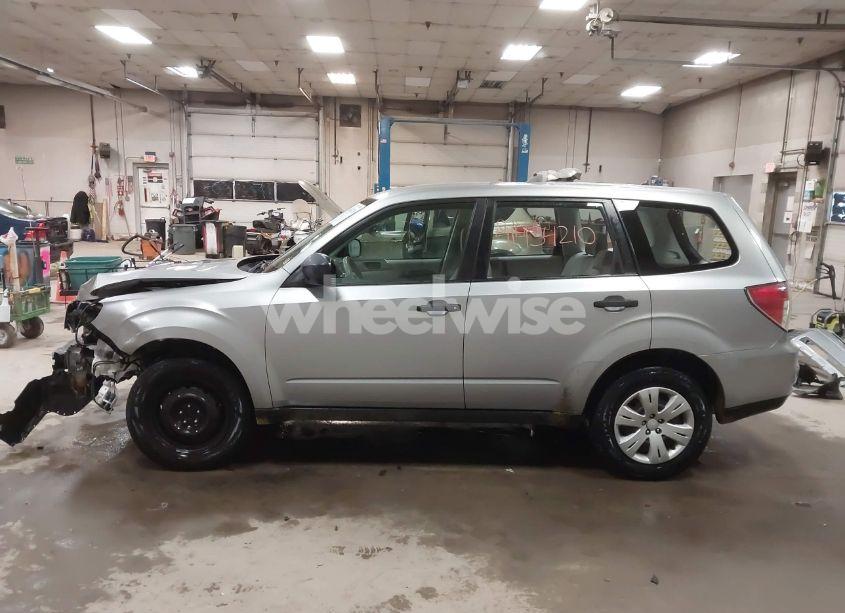 Photo 15 of 2010 Subaru Forester 2.5X (VIN JF2SH6AC8AH727274)