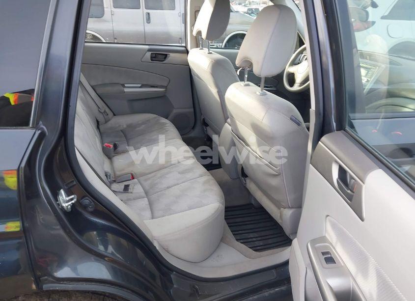 Photo 8 of 2010 Subaru Forester 2.5X (VIN JF2SH6AC8AH731552)