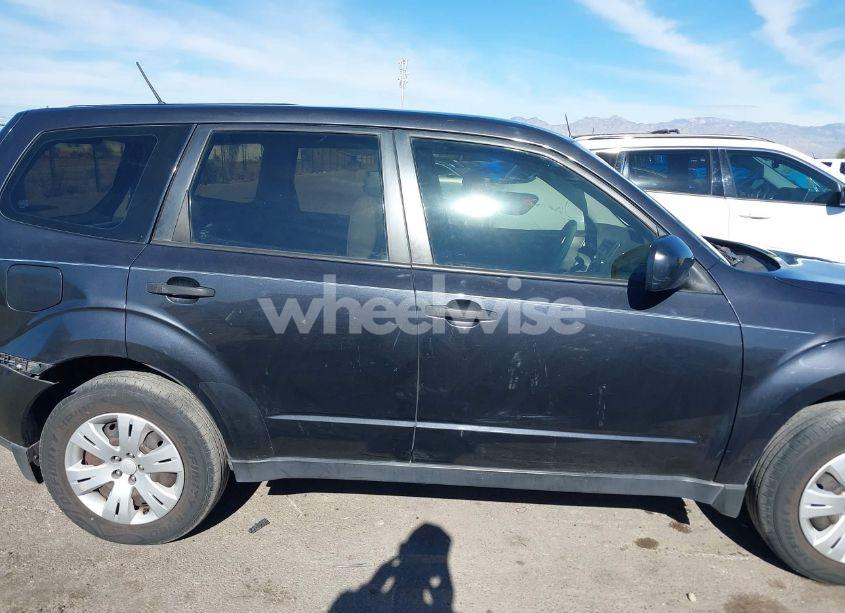 Photo 13 of 2010 Subaru Forester 2.5X (VIN JF2SH6AC8AH738808)