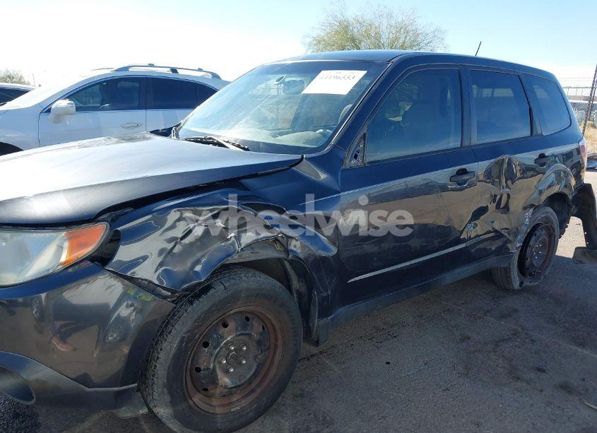 Photo 6 of 2010 Subaru Forester 2.5X (VIN JF2SH6AC8AH738808)