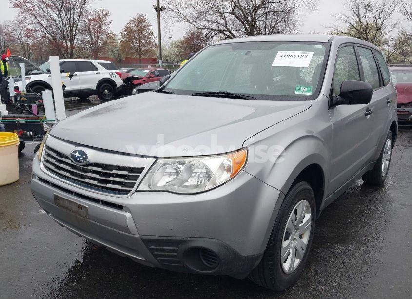 Photo 2 of 2010 Subaru Forester 2.5X (VIN JF2SH6AC8AH746620)