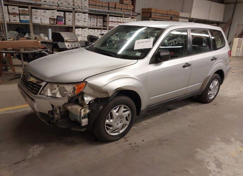 Photo 2 of 2010 Subaru Forester 2.5X (VIN JF2SH6AC9AH726067)