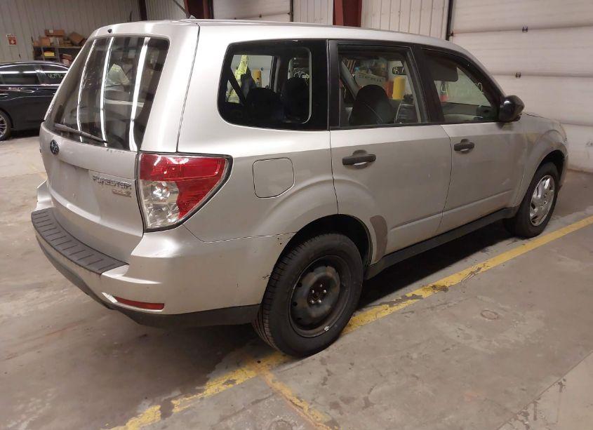 Photo 4 of 2010 Subaru Forester 2.5X (VIN JF2SH6AC9AH726067)