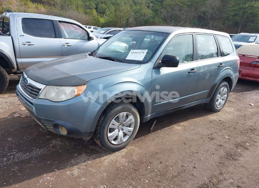 Photo 2 of 2010 Subaru Forester 2.5X (VIN JF2SH6ACXAG720963)