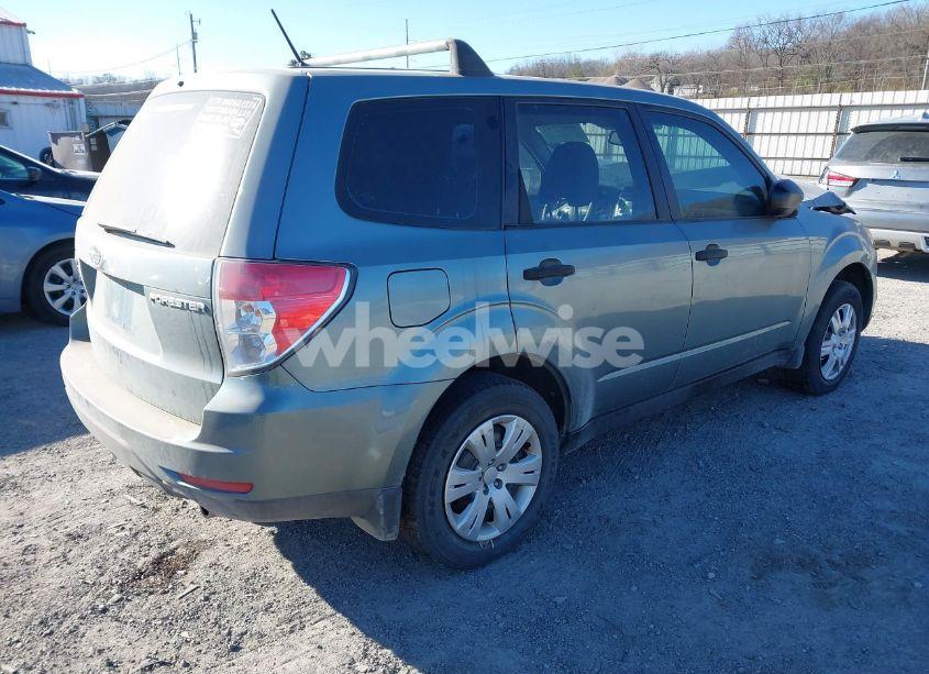 Photo 4 of 2010 Subaru Forester 2.5X (VIN JF2SH6ACXAH736834)