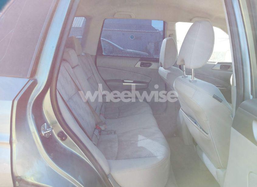 Photo 8 of 2010 Subaru Forester 2.5X (VIN JF2SH6ACXAH736834)
