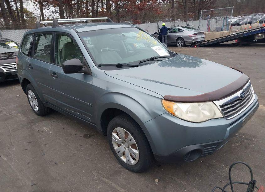 2010 Subaru Forester 2.5X (VIN JF2SH6ACXAH752953) main photo