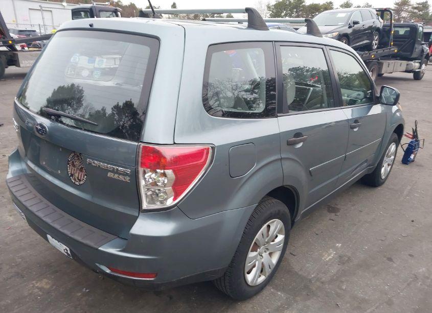 Photo 4 of 2010 Subaru Forester 2.5X (VIN JF2SH6ACXAH752953)