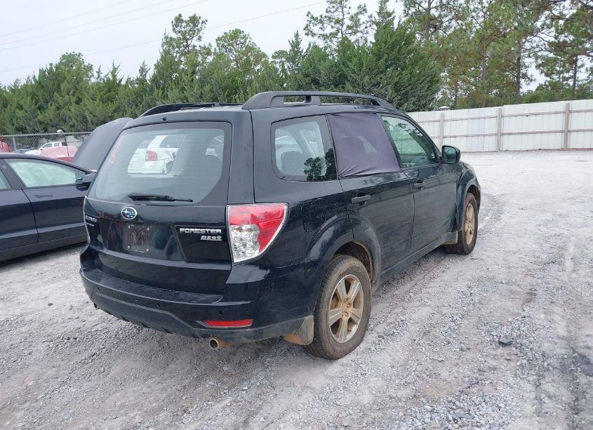 Photo 4 of 2010 Subaru Forester 2.5X (VIN JF2SH6BC0AG769264)