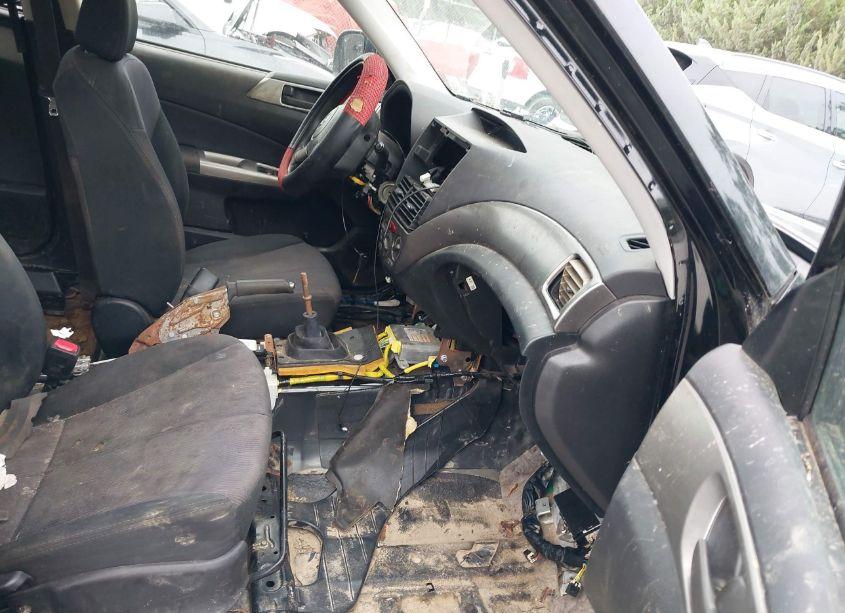 Photo 5 of 2010 Subaru Forester 2.5X (VIN JF2SH6BC0AG769264)