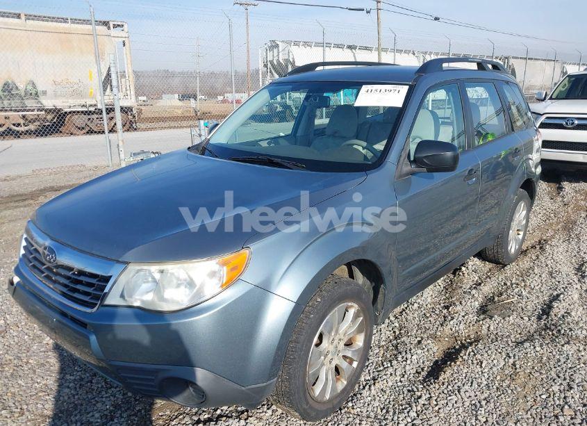 Photo 2 of 2010 Subaru Forester 2.5X (VIN JF2SH6BC0AH783028)