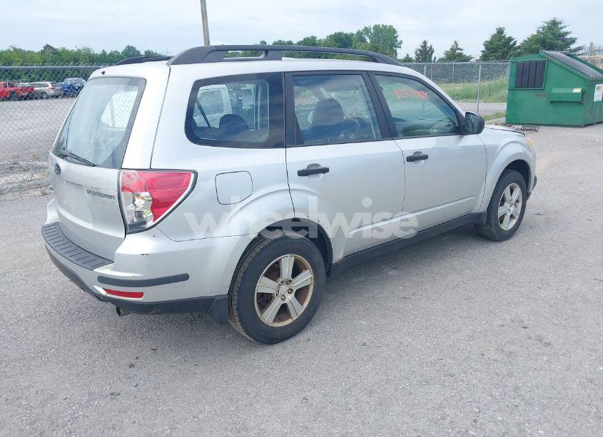 Photo 4 of 2010 Subaru Forester 2.5X (VIN JF2SH6BC0AH788214)