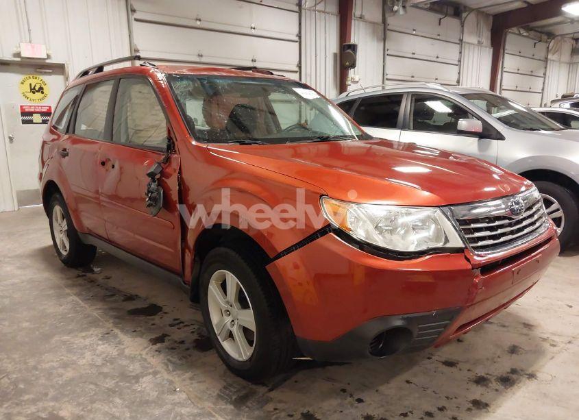 2010 Subaru Forester 2.5X (VIN JF2SH6BC0AH794174) main photo