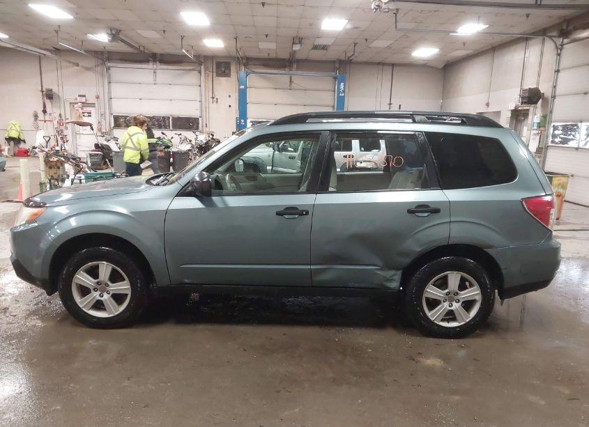 Photo 14 of 2010 Subaru Forester 2.5X (VIN JF2SH6BC0AH910487)