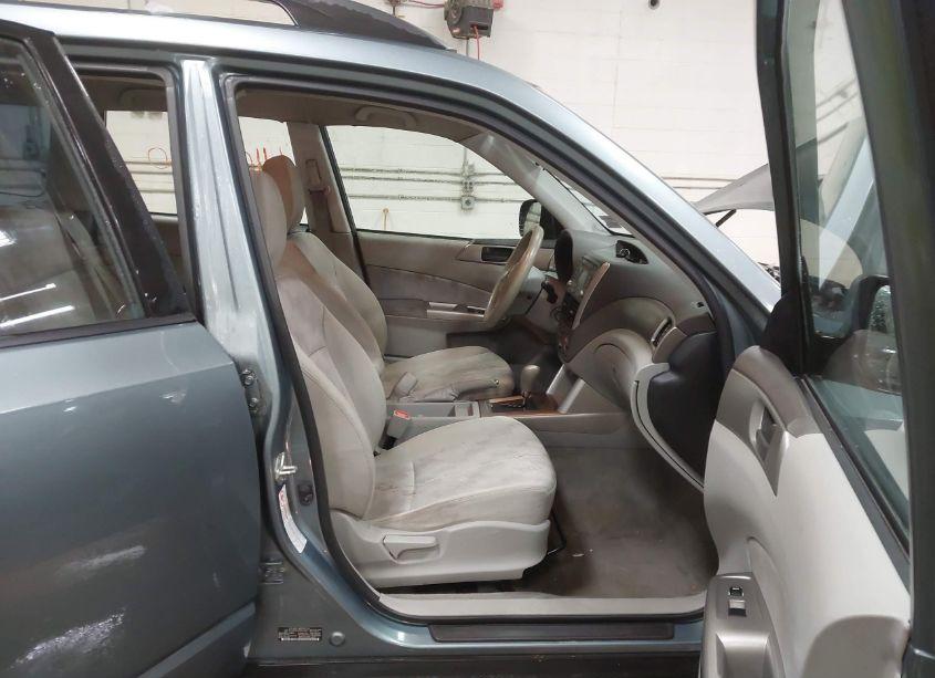 Photo 5 of 2010 Subaru Forester 2.5X (VIN JF2SH6BC0AH910487)