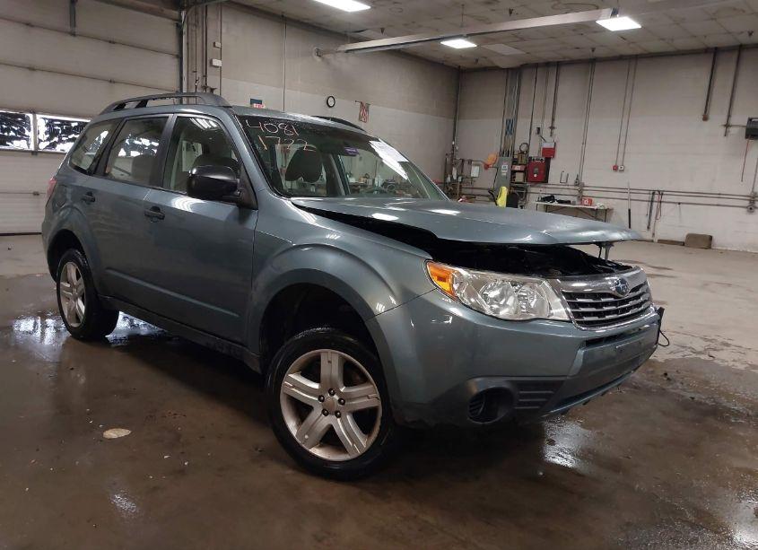 2010 Subaru Forester 2.5X (VIN JF2SH6BC1AG909998) main photo