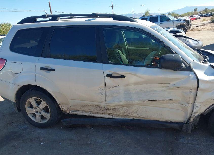 Photo 13 of 2010 Subaru Forester 2.5X (VIN JF2SH6BC1AH778775)