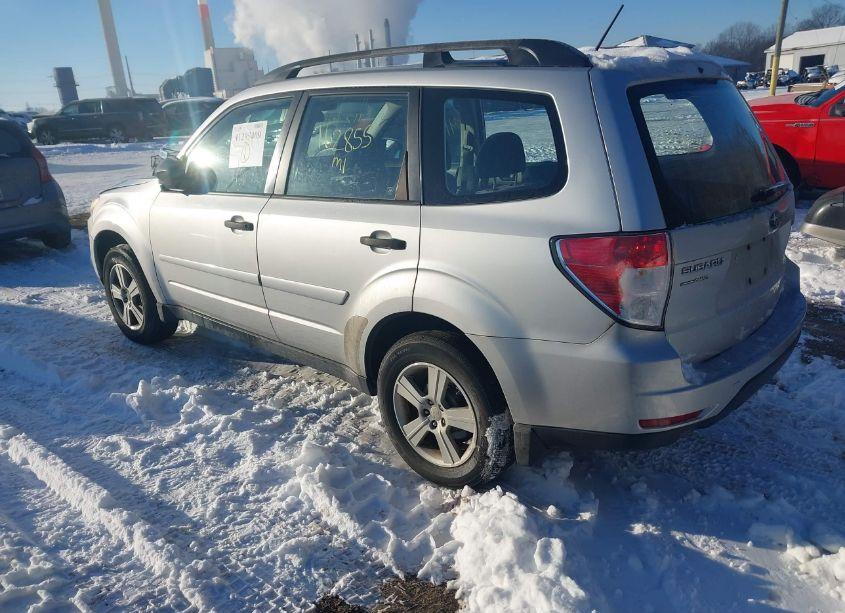 Photo 3 of 2010 Subaru Forester 2.5X (VIN JF2SH6BC1AH785564)