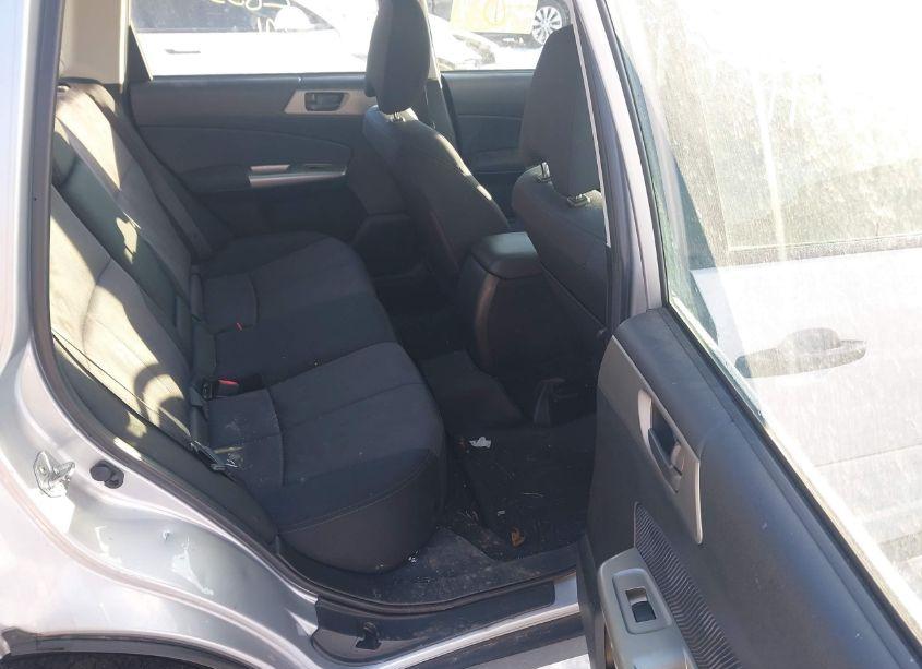 Photo 8 of 2010 Subaru Forester 2.5X (VIN JF2SH6BC1AH785564)