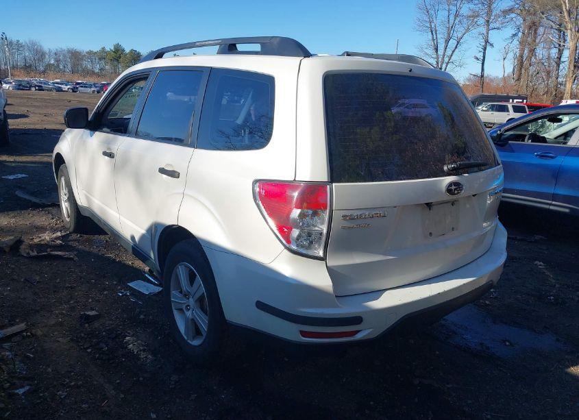 Photo 3 of 2010 Subaru Forester 2.5X (VIN JF2SH6BC1AH787993)