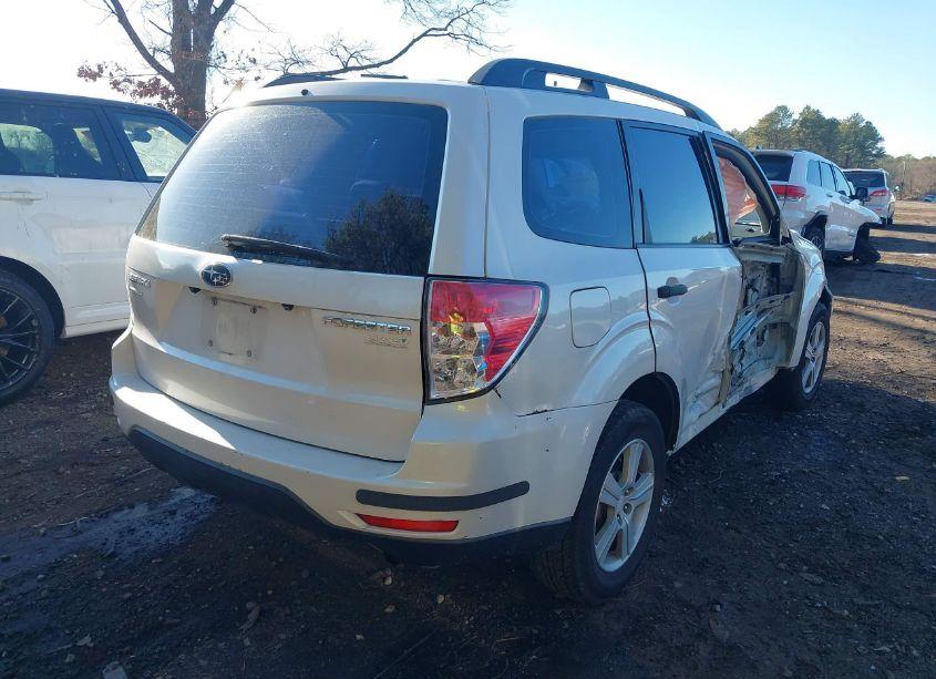 Photo 4 of 2010 Subaru Forester 2.5X (VIN JF2SH6BC1AH787993)