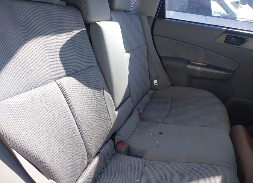 Photo 8 of 2010 Subaru Forester 2.5X (VIN JF2SH6BC1AH787993)