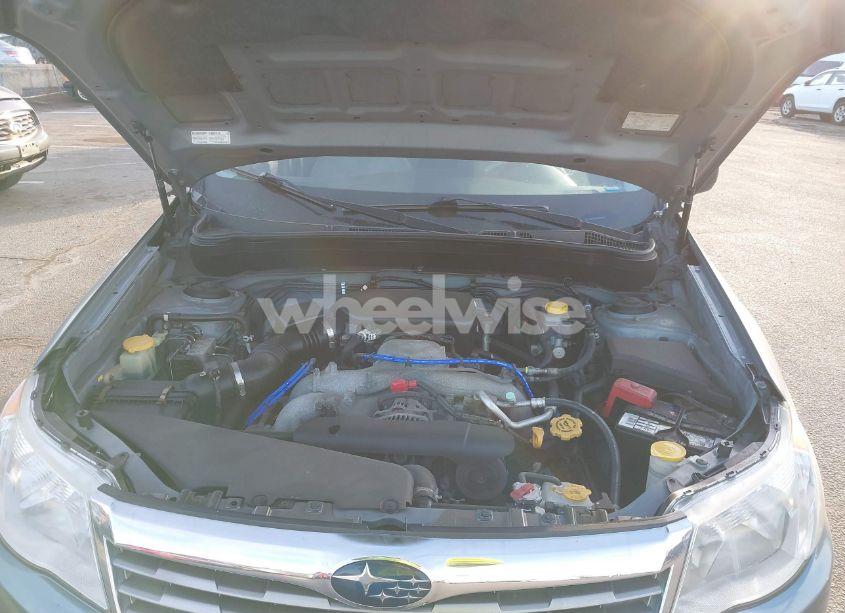 Photo 10 of 2010 Subaru Forester 2.5X (VIN JF2SH6BC1AH901488)