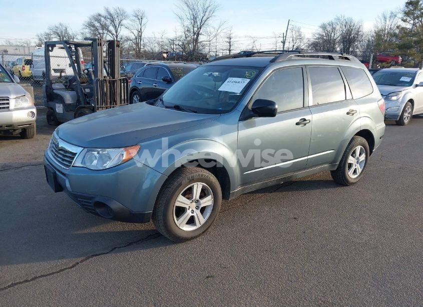 Photo 2 of 2010 Subaru Forester 2.5X (VIN JF2SH6BC1AH901488)
