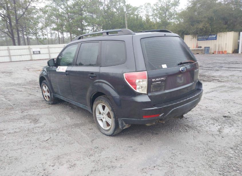 Photo 3 of 2010 Subaru Forester 2.5X (VIN JF2SH6BC2AH763699)