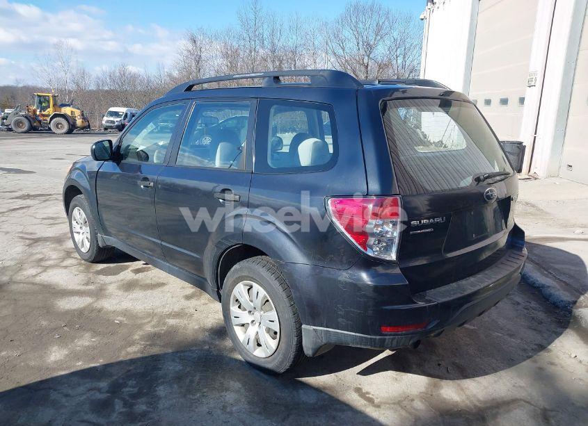 Photo 3 of 2010 Subaru Forester 2.5X (VIN JF2SH6BC2AH770393)