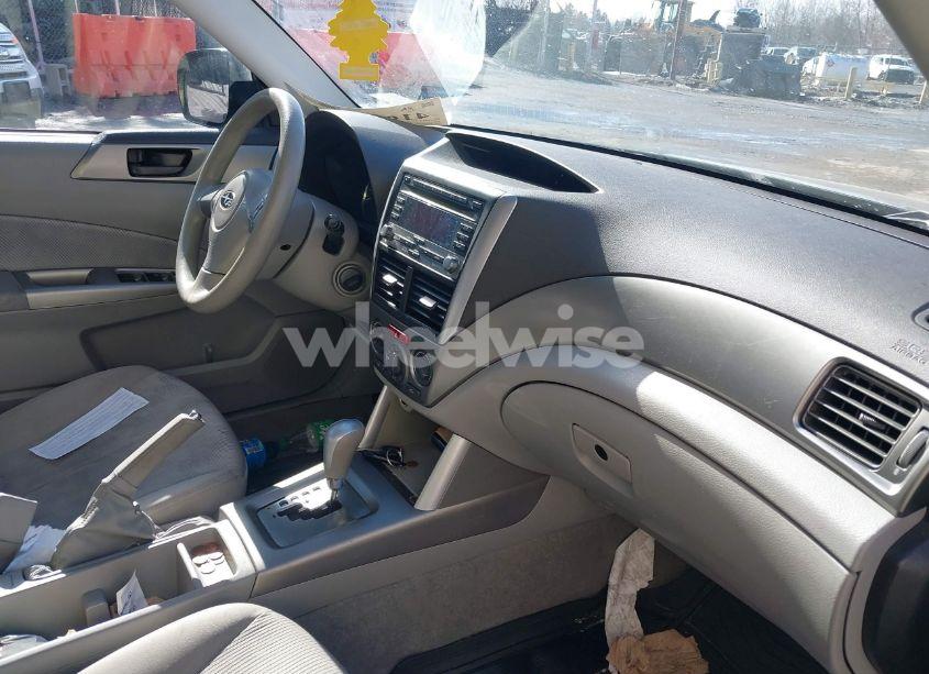 Photo 5 of 2010 Subaru Forester 2.5X (VIN JF2SH6BC2AH770393)