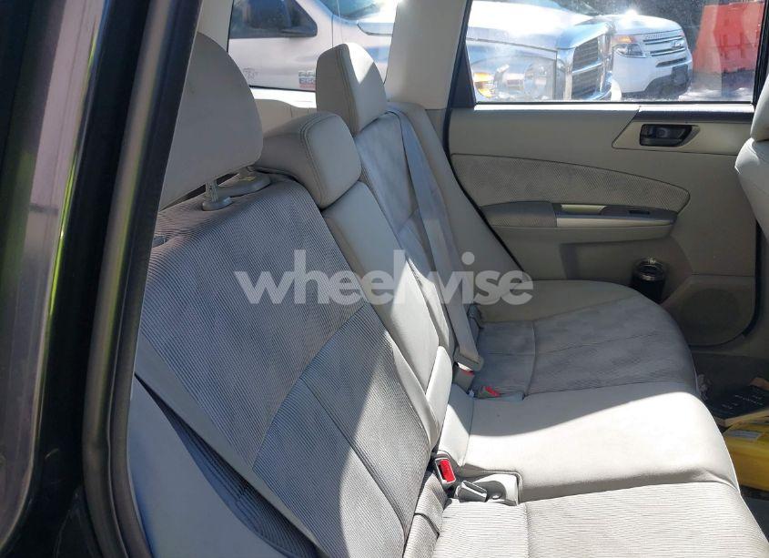 Photo 8 of 2010 Subaru Forester 2.5X (VIN JF2SH6BC2AH770393)