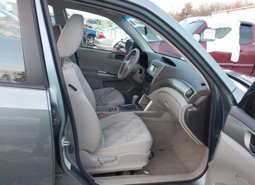Photo 5 of 2010 Subaru Forester 2.5X (VIN JF2SH6BC2AH784620)