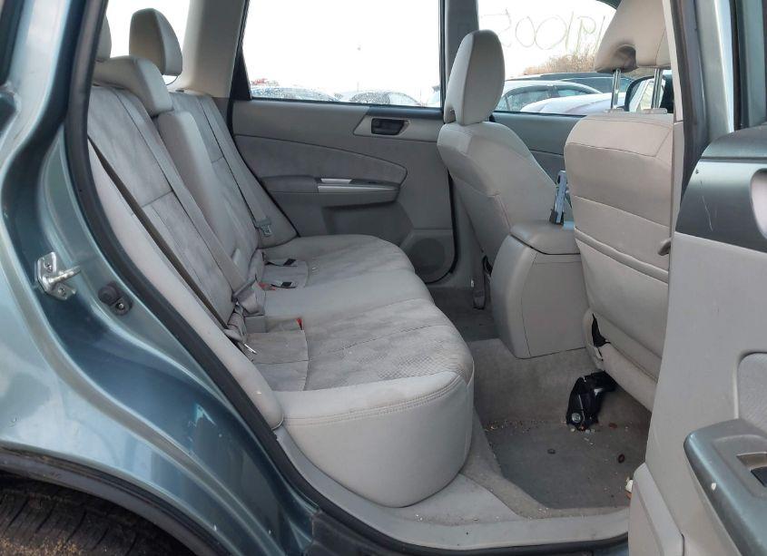 Photo 8 of 2010 Subaru Forester 2.5X (VIN JF2SH6BC2AH784620)
