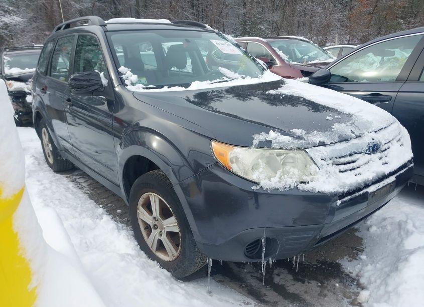 2010 Subaru Forester 2.5X (VIN JF2SH6BC2AH792720) main photo